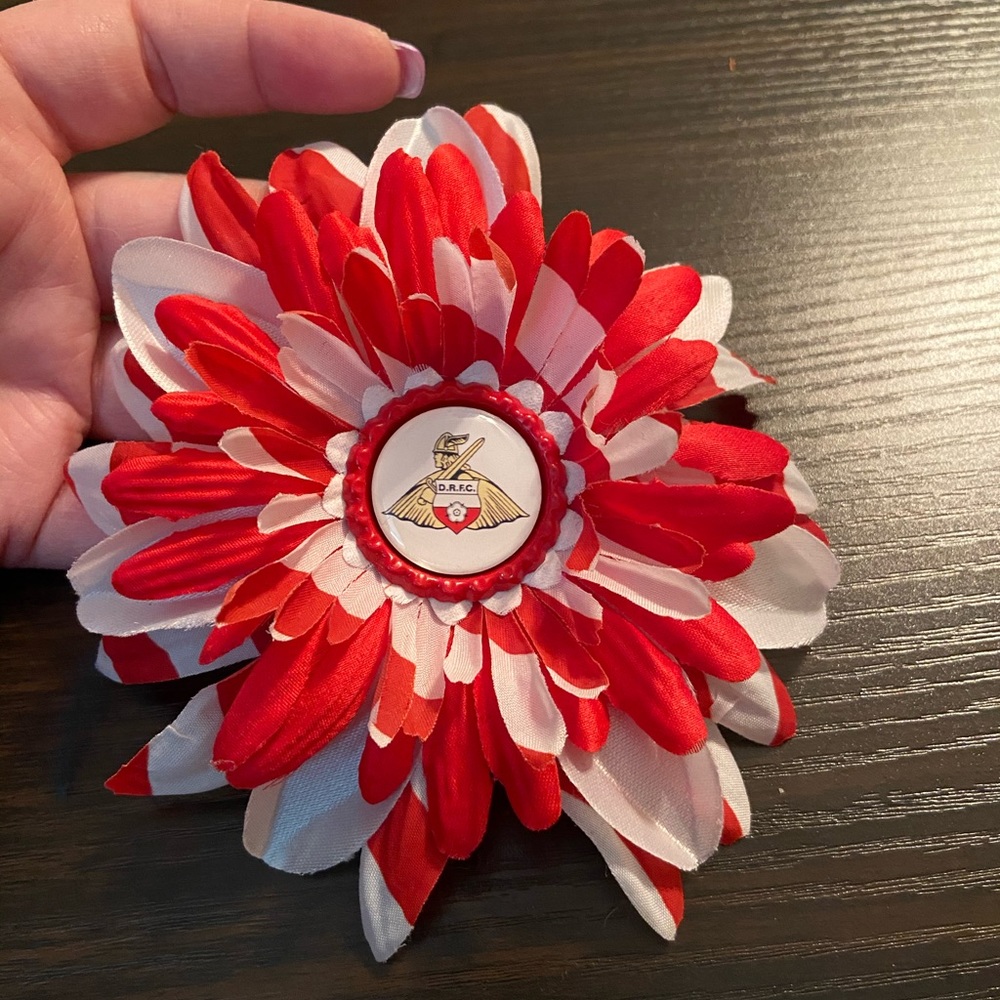 Doncaster rovers hair flower